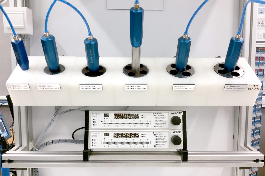 PFL precision measuring station for aerospace bore inspection