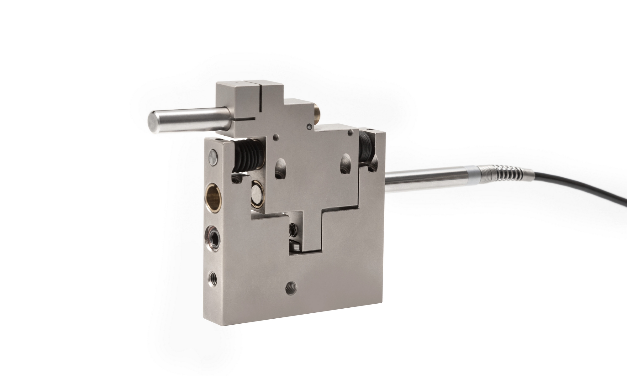 ROBOTAST parallel guiding system — automated precision measurement